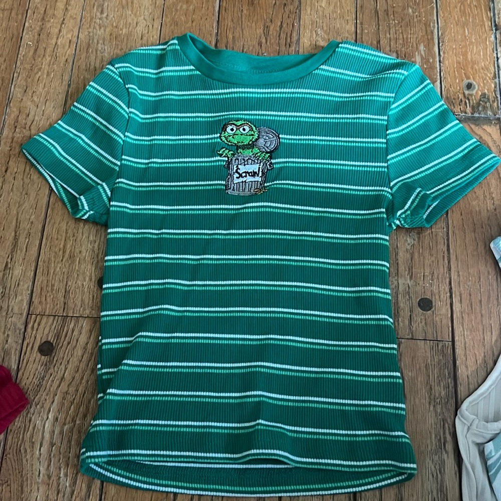 vintage oscar the grouch shirt (sesame street)